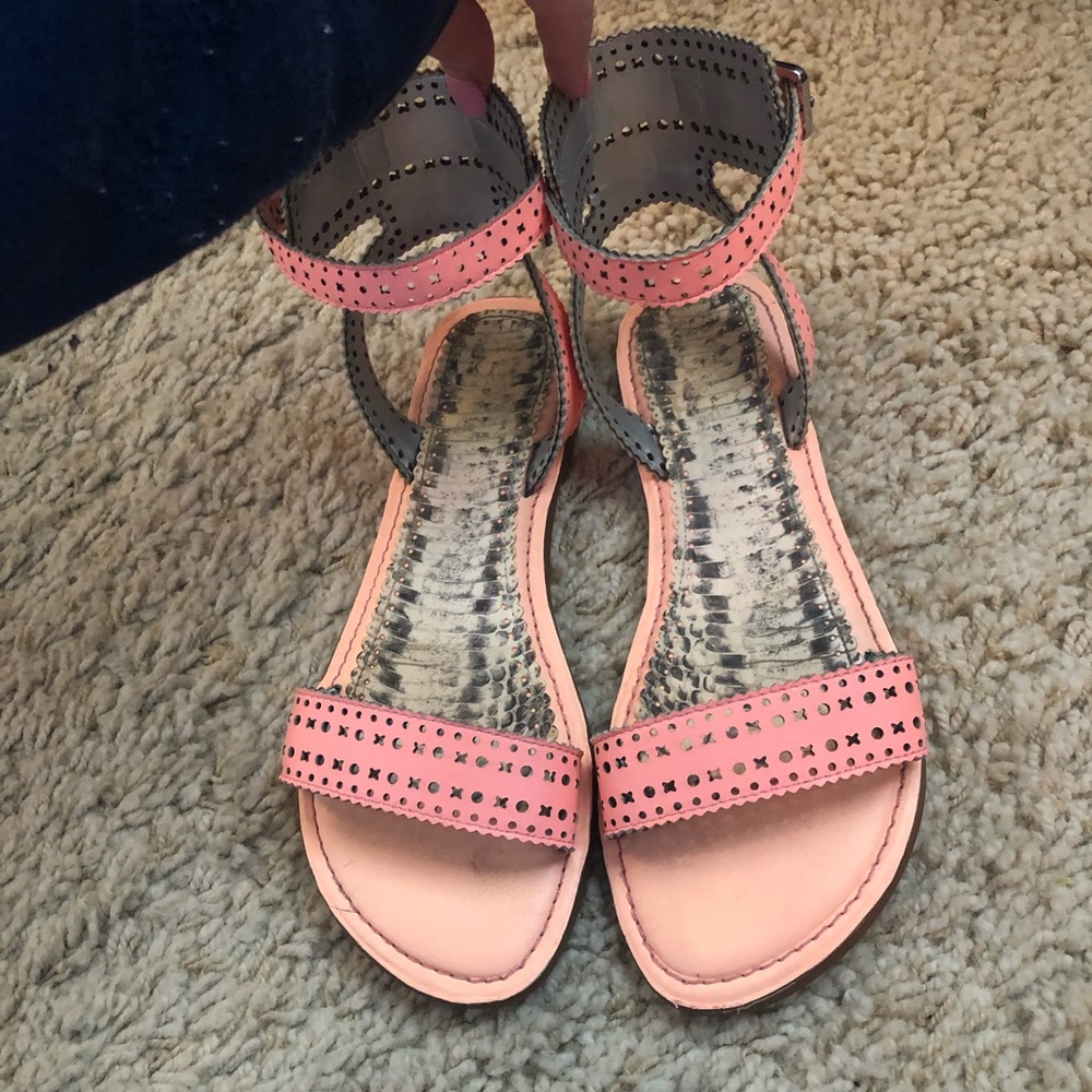 Gianni Bini Sandals